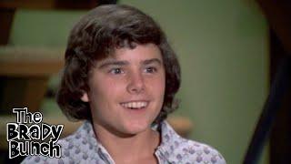 Peter Brady Gets a Crush on Jan's Classmate