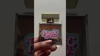 Plastic by Trixie Mattel for Xyrena review #fragrance #fragrancereview #perfume #softlife