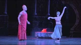 LA BAYADERE