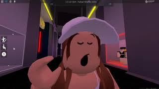 PRETENDING TO BE A ROBLOX GIRL ODer IN CLUBS.. (Roblox Condo)