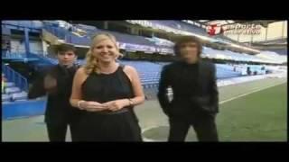 Chelsea players (drogba, david luiz, paulo ferreira) make fun of a journalist