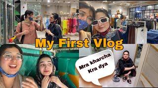 My First Vlog With Sister || Kainat Ne Shopping Karwai - Rikshaw Ride