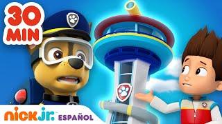 PAW Patrol | ¡30 minutos de misiones de la Patrulla Canina desde la Torre de control! | Nick Jr.