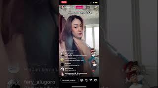 Dhea Zautha live ig pakai bikini hot