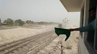 15UP KARACHI EXP JAHANIA PASSING WITH GEU-40 9036 19-06-2020