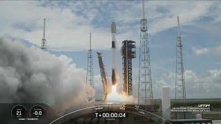 Blastoff! SpaceX launches Starlink batch, nails landing - 1st launch of potential doubleheader