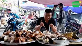 Savor the Delicious Taste of Offal Pho at a Special Market Fair | Hải - Asian Cuisine