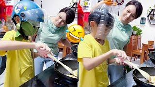 My son made 2 oil-proof masks, which one do you like? #cute #food #cooking