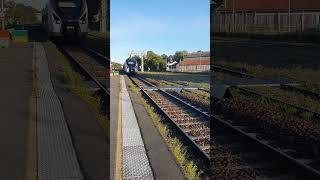  SNCF ALSTROM 85029 DMU train arriving #railfans