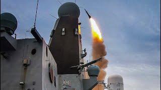 HMS Dragon fires a Sea Viper missile