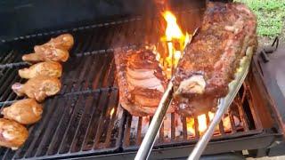 How to Barbeque Hot and Fast Over Coals: Grilled Babybacks, Short Ribs, Chicken Drumsticks & Veggies