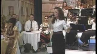 Milica Radojcic - Ej dragi, dragi, bozurove sadi