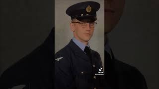 Old cadet picture of mine just had to 󠁧󠁢󠁥󠁮󠁧󠁿 never quit! #raf #military #dontquit