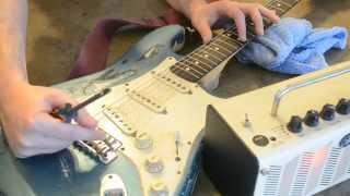 How to Adjust Intonation – Fender Strat