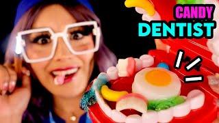  La DENTISTA  se COME los DULCES  que encuentra  en tu boquita #mouthsounds I Ges ASMR