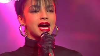 Sade "Hang On to Your Love"  "Smooth Operator" "Your Love Is King" (Tocata 23-07-85)