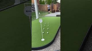 Chipping Practice Between The Lines #golftrickshot #golf #chipshot #trickshots #golfshot