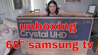 UNBOXING SAMSUNG SMART TV 65" INCH CRYSTAL UHD, AND TABLE FOR THE TV