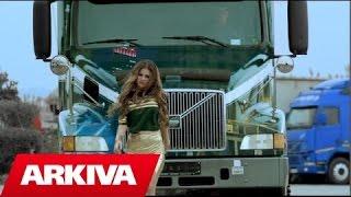 Dhurata Dora - A bombi (Official Video HD)