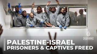 Swap deal: Palestinian prisoners and Israeli captives freed