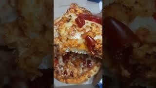 Domino's Blazing Chicken and Paprika Cheese Burst Pizza |#shorts |#shortvideo