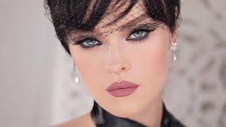 For the Moment - Elegant Eyeliner Look Make-up & Jazz