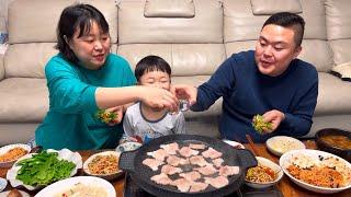 집밥먹방) 고기가 왜이렇게 땡기지? 냉삼겹살에 소주한잔 (ft.현미국수) | Home meal (Samgyeopsal, Bibim Guksu) Mukbang