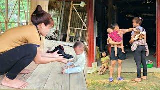 Mother abandons son | Cook food for pigs || Linh's Life