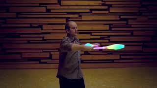 Flowtoys vision led juggling clubs