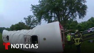 "Necesitamos múltiples ambulancias": video muestra terrible escena al llegar la policía al accidente
