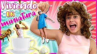 Casi 24 HORAS VIVIENDO en MINIATURA!! Nos CONVERTIMOS en DIMINUTAS con el COLGANTE de POLLY POCKET