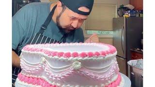 Se me olvida un pastel de 15 años para 150 personas..