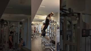 Strong 29 year old with clean muscle ups … rate my form