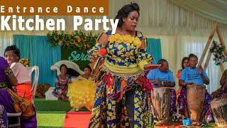 One Matron dancing moves in style | Zambian Kitchen Party