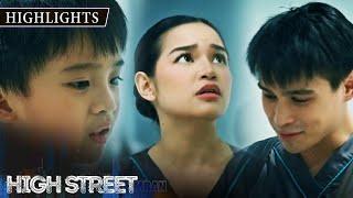 Kevin helps Roxy in taking care of Riley | High Street (w/ English Subs)