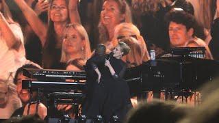 Adele talking to audience in Munich 30/08/2024