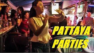 Soi New Plaza nightlife Pattaya - beer bars and parties