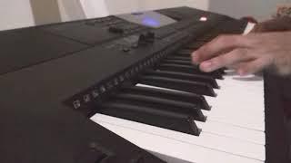 Piano - EW400 Yamaha