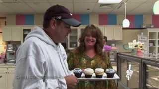 Life is Great! New England: Cupcake Charlies get a visit from Chuck Nilosek