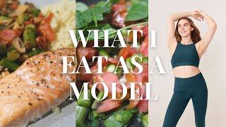 What I Eat As a Model // Make a Healthy Dinner With Me!