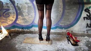 Сrush high heels, Sinking high heels in wooden plank, high heels bending, one heel standing (# 1479)