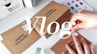 VLOG 34 | Halloween freebies and packaging | Testing Onlinelabel clear label paper | Packing orders