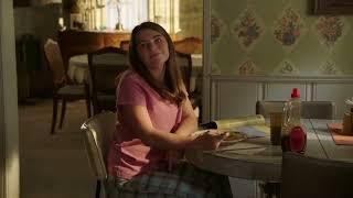 Missy runs the Household Scenes / Young Sheldon 7x2