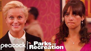 Leslie Knope's New Hairdo | Parks and Recreation