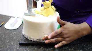 How to Smooth Small Cracks in Fondant : Fondant Ideas