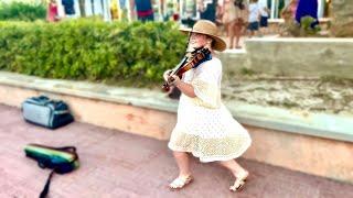 BELLA CIAO - Ibiza Violin Street Performance by Holly May (Ibiza Summer 2022 ️) #ibiza #violin