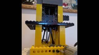 Functional Lego Titanic Engine!