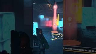 He is hiding behind with the exotic | division 2 #4kgameplay #hdr #gaming #hdrgraphics