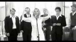 Sandrine Kiberlain - La Chanteuse