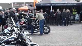 Unfall/Umfall mit Harley Davidson, Augustfehn